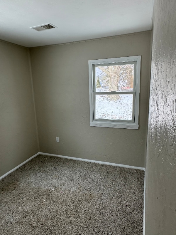 Building Photo - 147 S Surry Rd