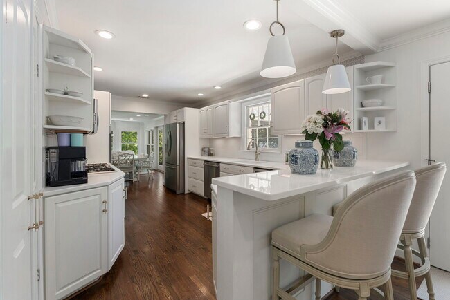 Building Photo - 4470 Chatworth Ct NE