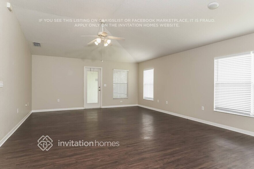 Building Photo - 1545 Turtle Rock Dr