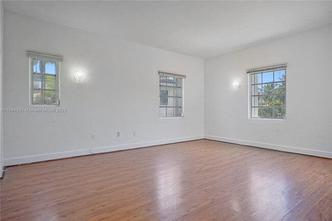 Building Photo - 4607 Meridian Ave