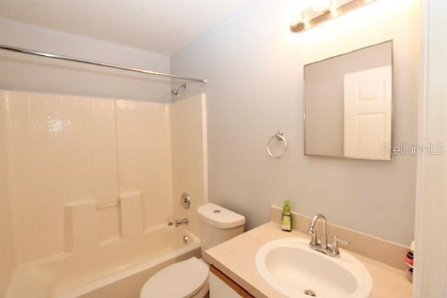 Building Photo - 1141 Seneca Falls Dr