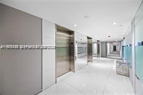 Building Photo - 20301 W Country Club Dr