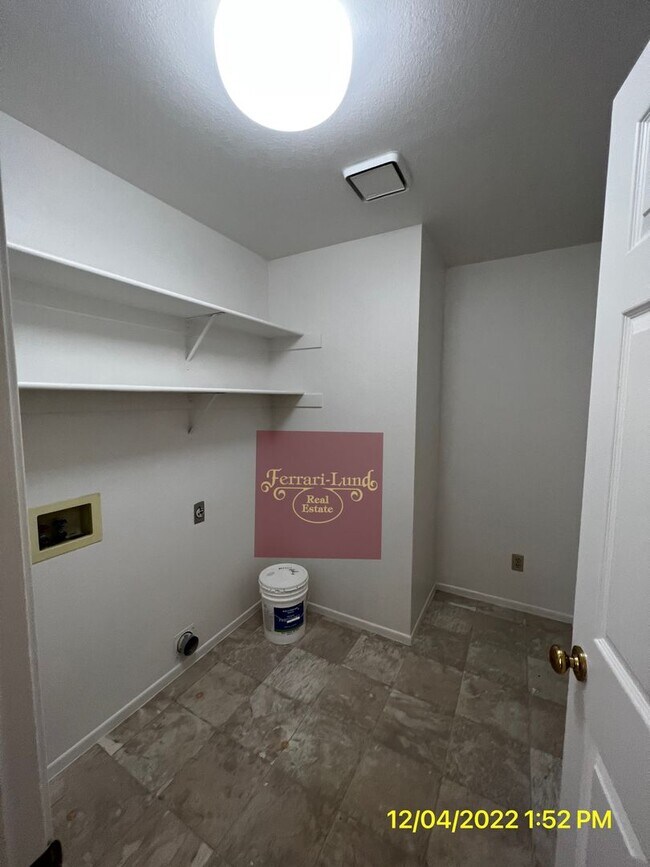 Building Photo - Single Story home in Reno- Kay DeAlba Prop...