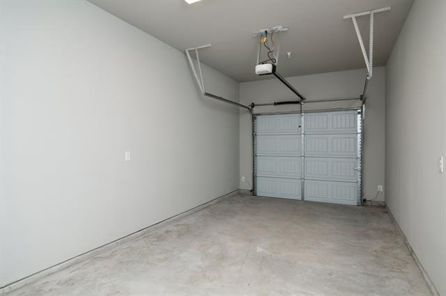 Building Photo - 721 Harvest Moon Dr
