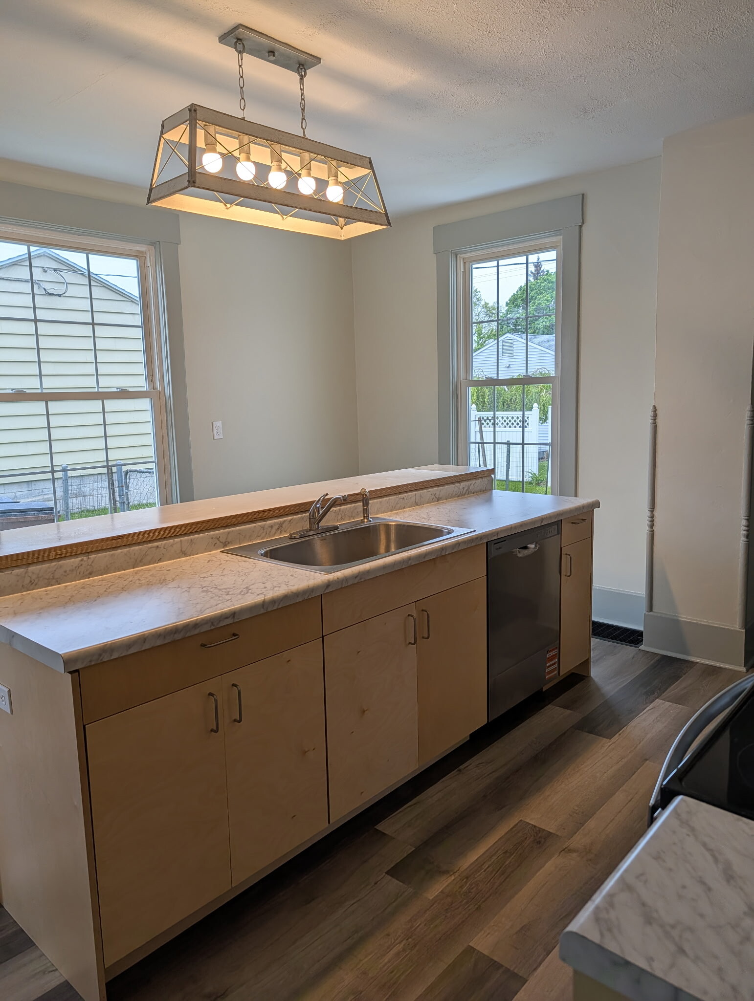 Kitchen - 104 Melmore St