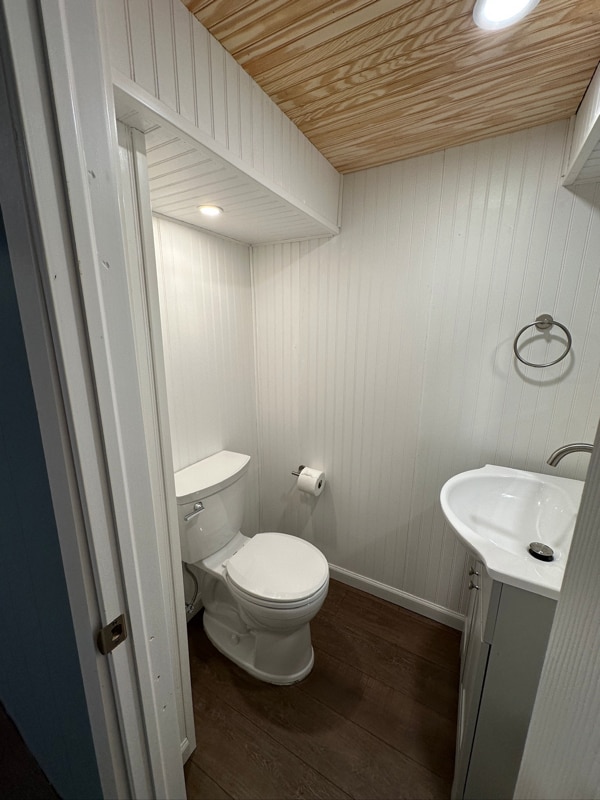 Building Photo - 5136 Fieldcrest Dr