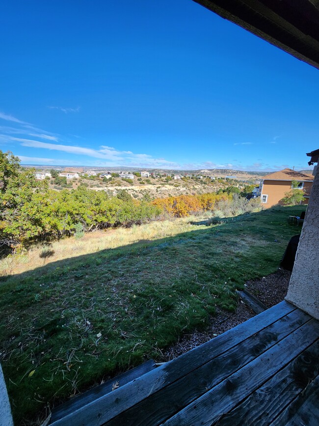 Rear View #1 - 560 Autumn Crest Cir