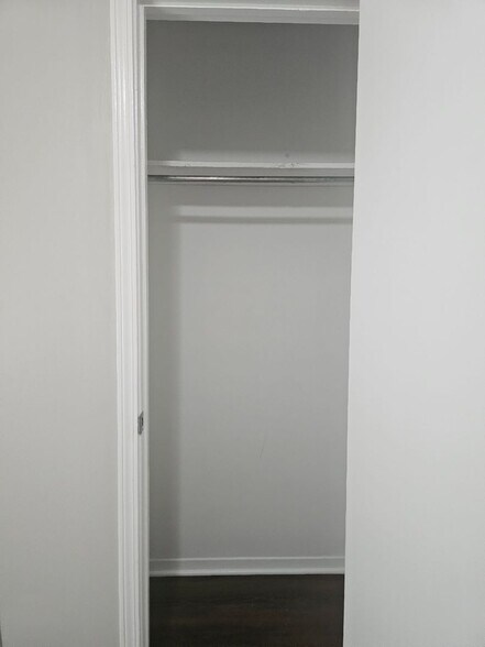 Building Photo - 6620 Forestgate Rd