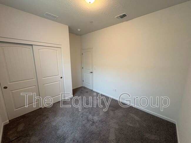 Building Photo - 3036 N Parkside St