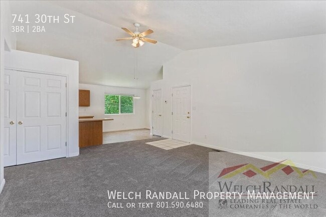Building Photo - 741 30th St