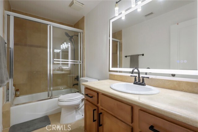 Building Photo - 1611 W 208th St