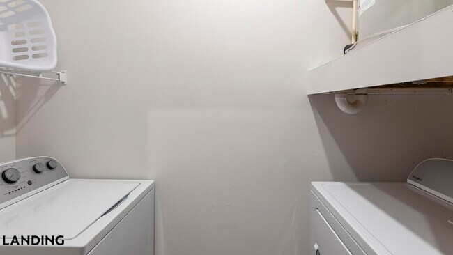 Building Photo - 560 Jack Clift Blvd