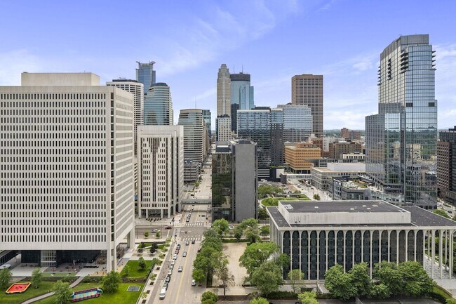 Building Photo - 19 S 1st St