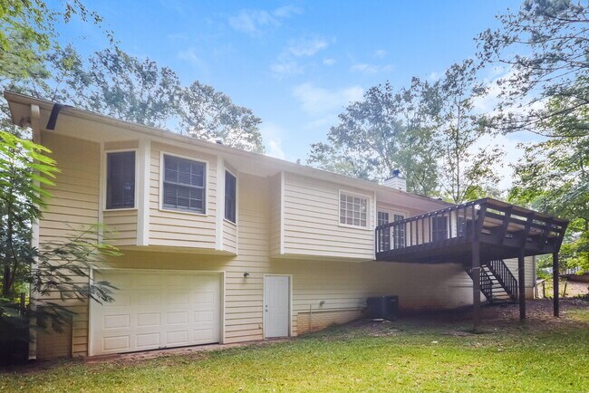 Building Photo - 15 Glenloch Point