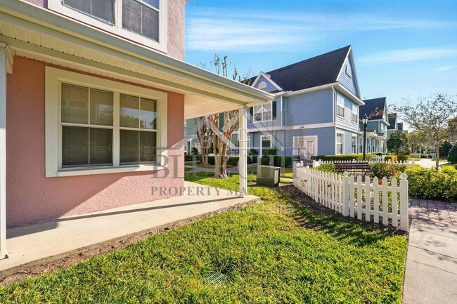 Building Photo - 4005 Venetian Bay Dr