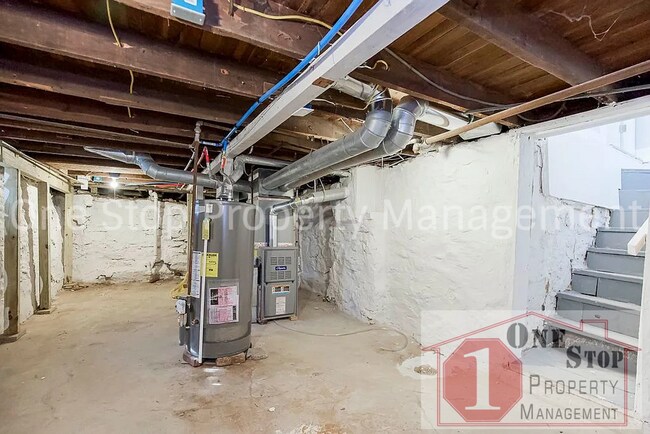 Building Photo - Charming 4-bedroom, 2-bath in Kansas City