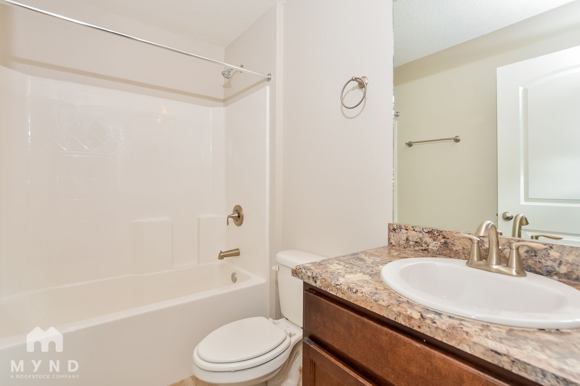 Building Photo - 1947 Angel Fish Loop