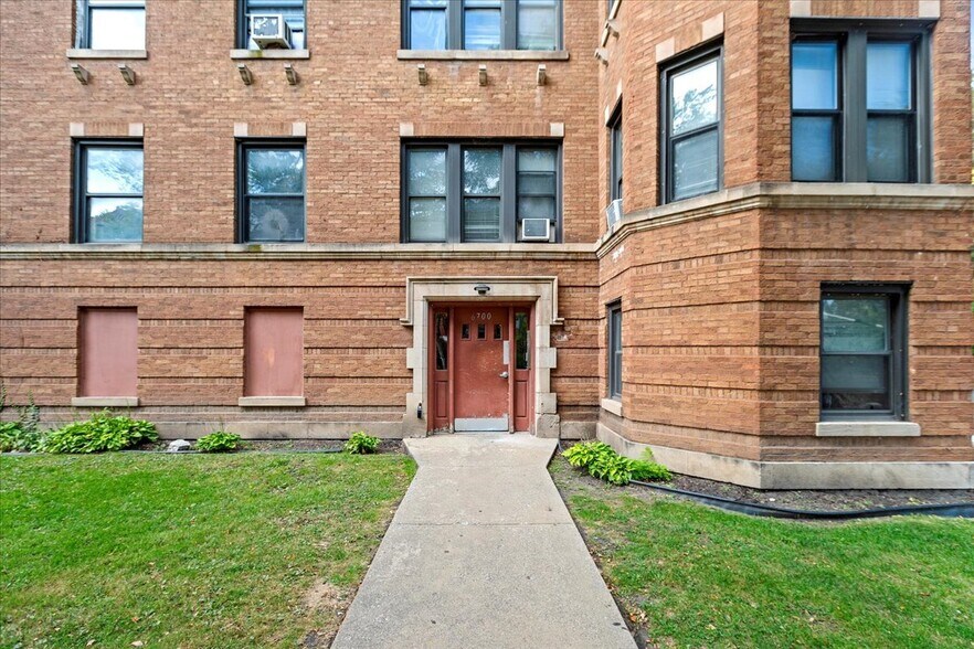 Building Photo - 6700 S Merrill Ave
