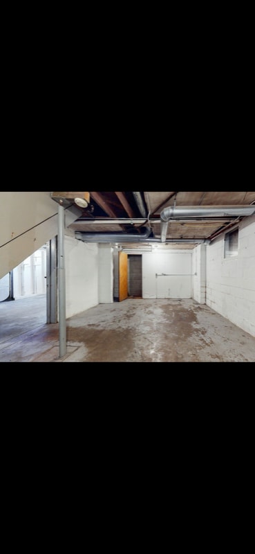 Building Photo - 228 Wilson Ave SW