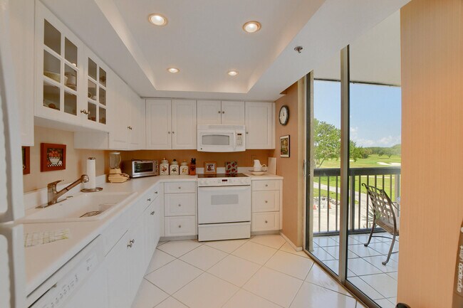 Building Photo - 1731 Bridgewood Dr