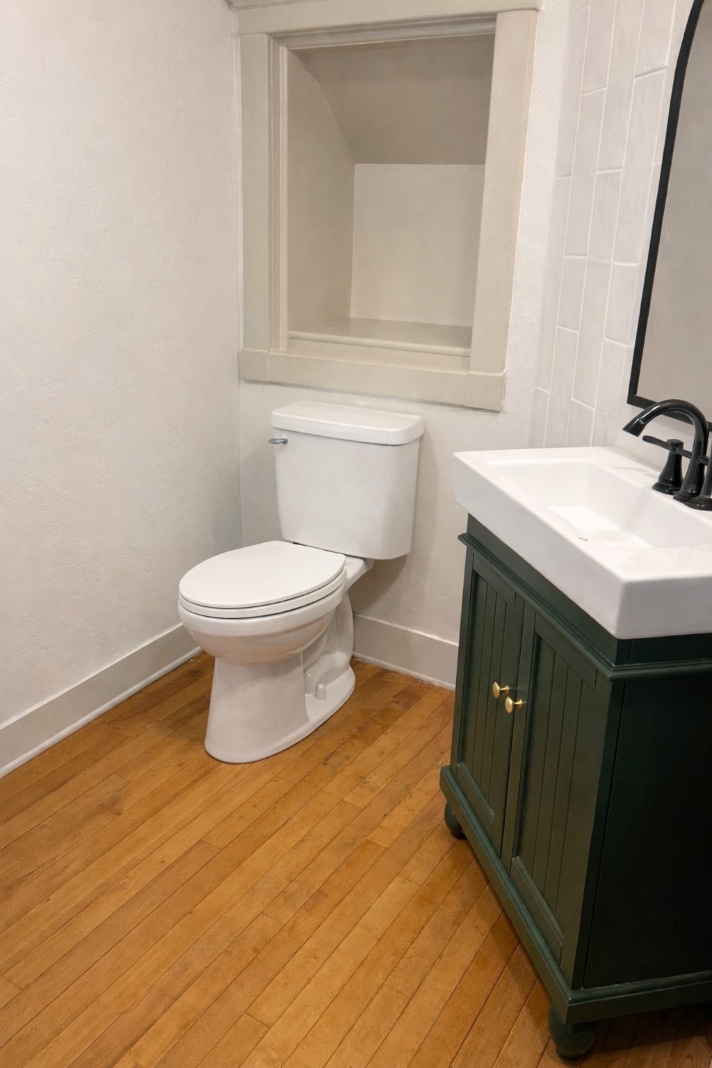 Building Photo - 324 E Michigan St