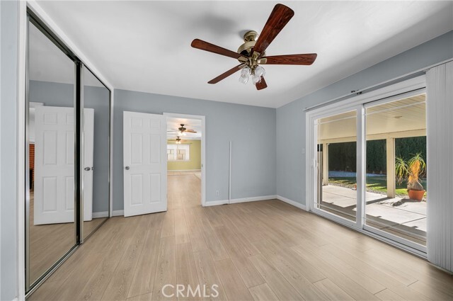 Building Photo - 386 W 16th St