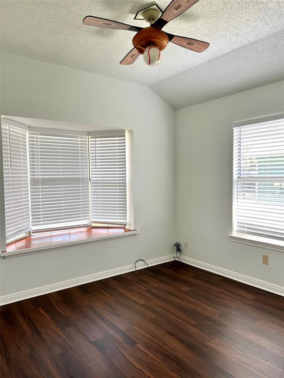 Building Photo - 107 Hague St