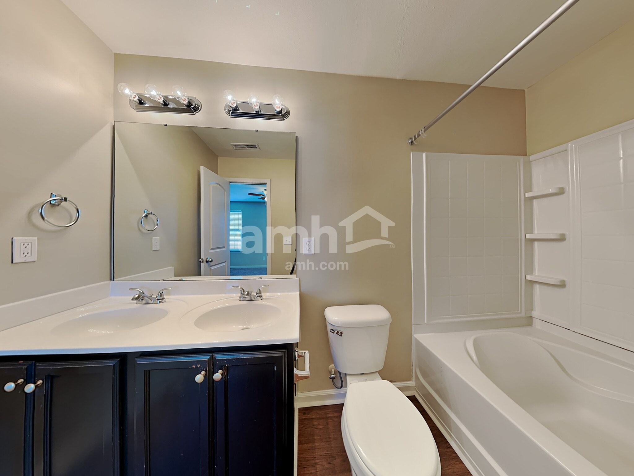 Building Photo - 5963 Odenton Ln