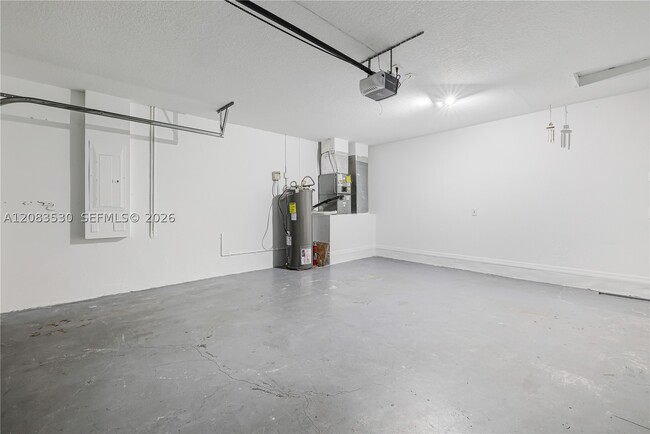 Building Photo - 1509 Canary Island Dr