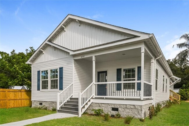 Primary Photo - 6737 48th Ave N