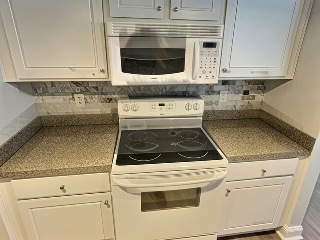 Building Photo - 4933 Crab Pond Ct