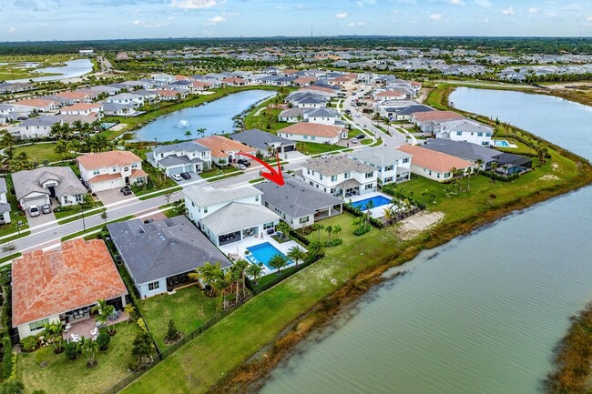 Building Photo - 12272 Waterstone Cir