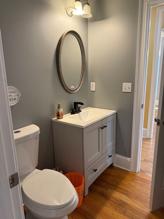 Building Photo - 4 BED/2 BATH PRIVATE DECATUR ESTATE FOR LE...