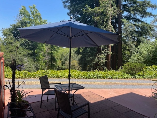 Patio - 1485 Timberhill Rd