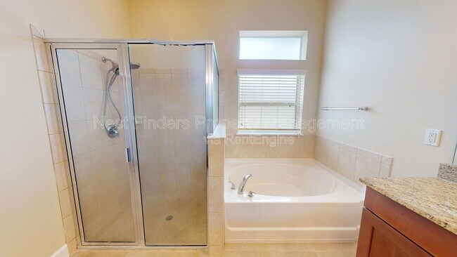 Building Photo - 4786 Yacht Ct