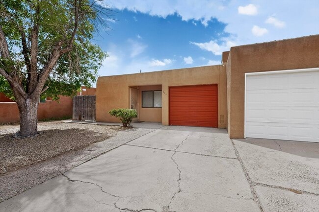 Building Photo - 222 Shannon Pl NW