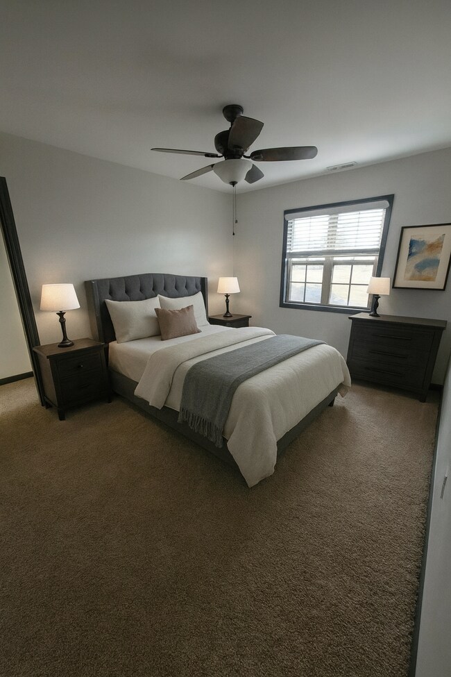 Building Photo - 2645 Old Field Rd