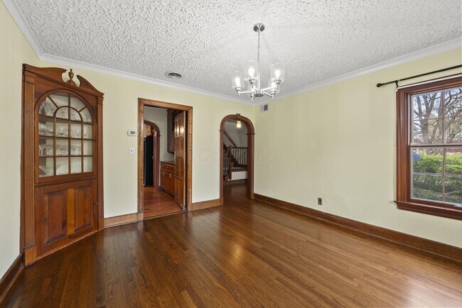 Building Photo - 2505 Coventry Rd