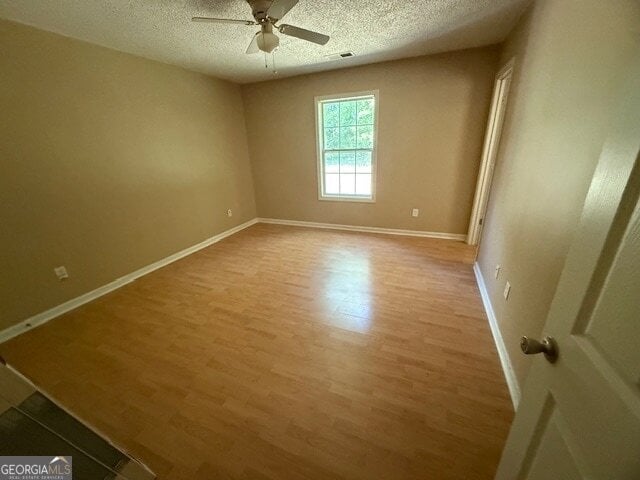 Building Photo - 57 Crestwood Dr