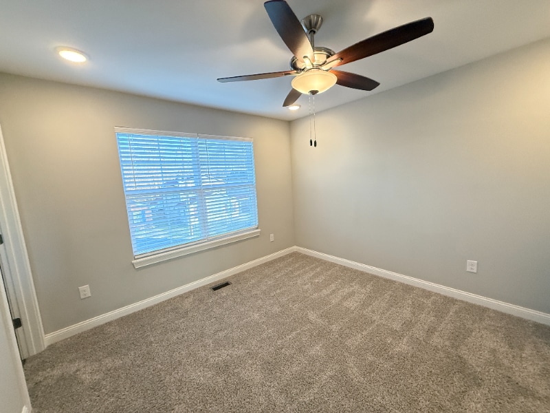 Building Photo - 3920 Dunbar Ave