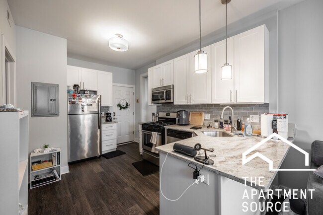 Building Photo - 1433 N Cleaver St