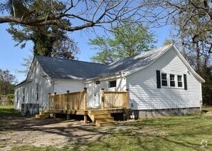 Building Photo - 1049 Ballard Rd
