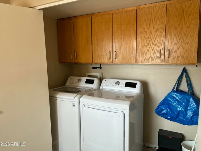 Building Photo - 25231 S Papago Pl