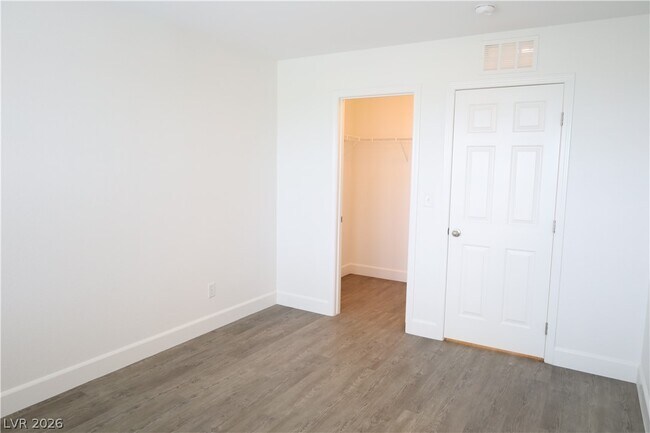 Building Photo - 5469 Atrium Woods Ln