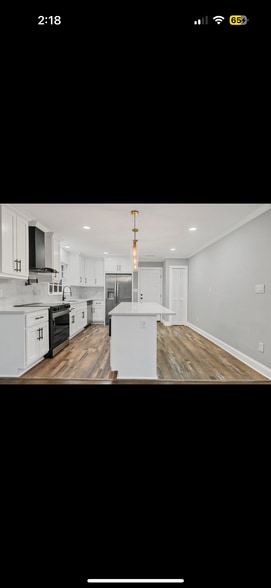 Building Photo - 108 Lynnwood Dr