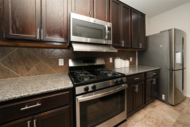 Building Photo - 3314 Tall Sycamore Trail