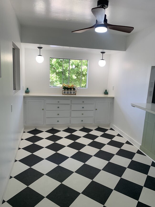 Building Photo - 9080 Santa Lucia Rd