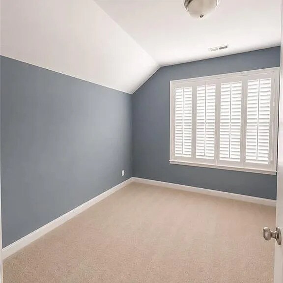 Building Photo - Lease to Own