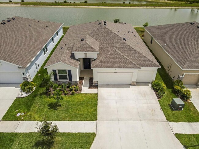 Building Photo - 33700 Hamilton Hl Ln