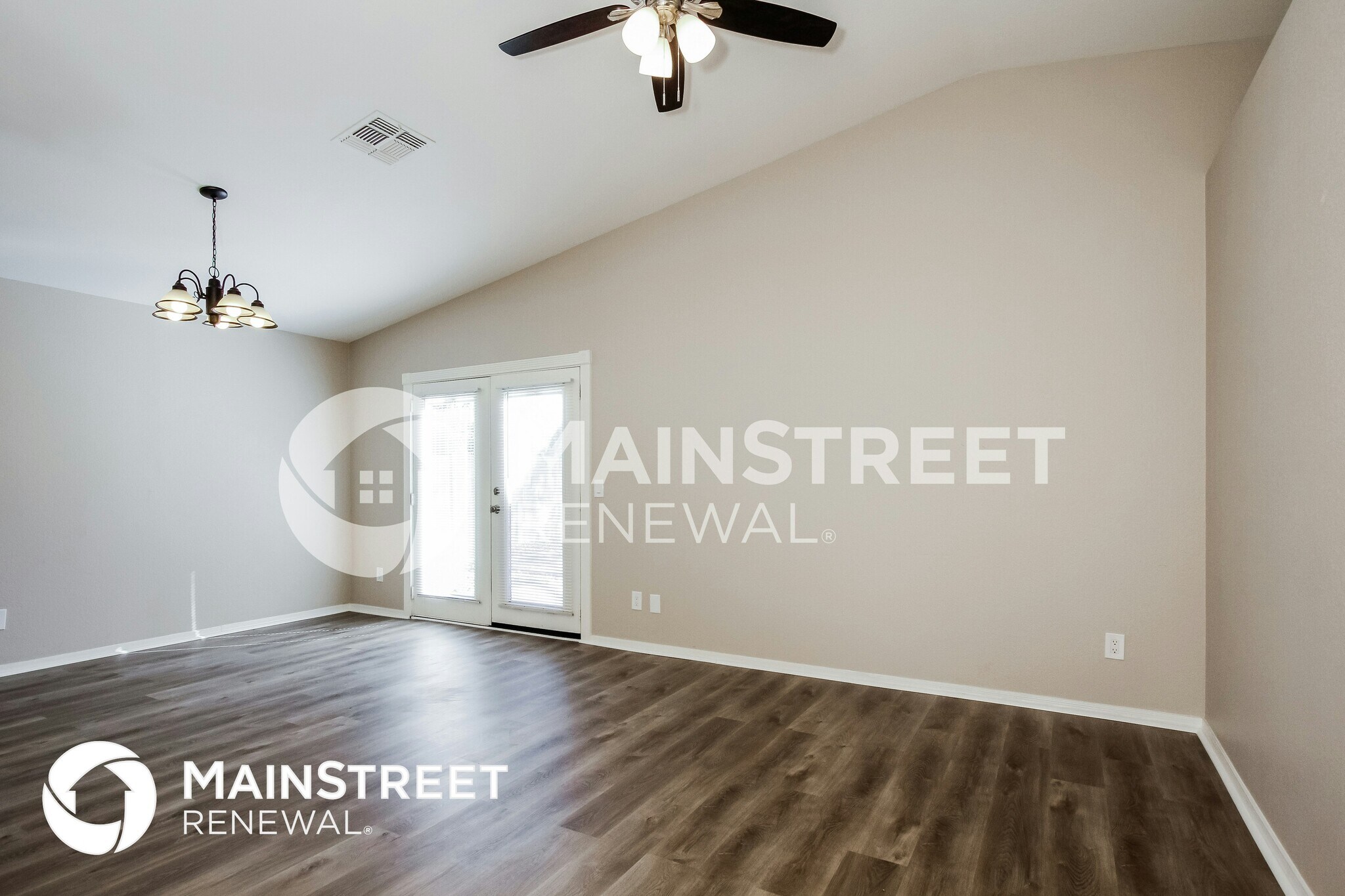 Building Photo - 8815 W Manzanita Dr